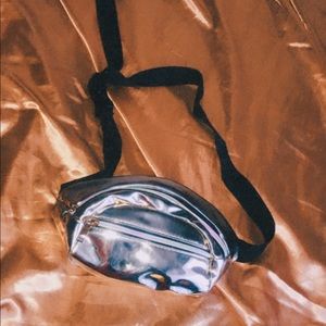 Women’s fanny pack